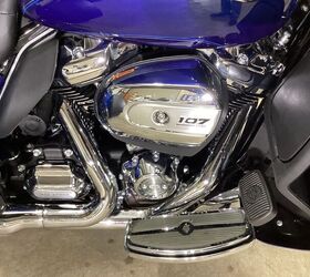 only 985 miles navigation reverse rear bumper rack passenger grab handles