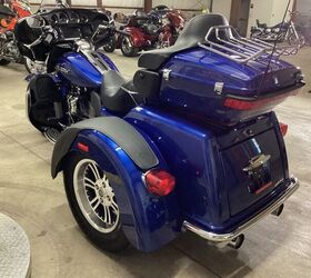 only 985 miles navigation reverse rear bumper rack passenger grab handles