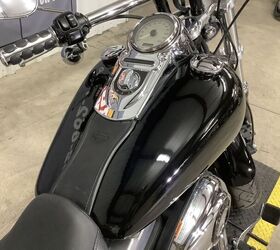 aftermarket exhaust upgraded pegs and grips new tires 96 motor 6 speed