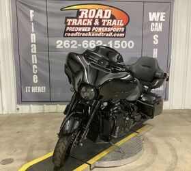 1 owner rinehart exhaust detachable tour pak wih rockford fosgate power