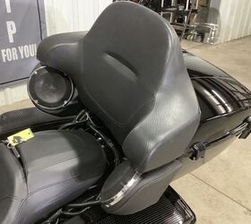 1 owner rinehart exhaust detachable tour pak wih rockford fosgate power