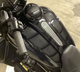 1 owner rinehart exhaust detachable tour pak wih rockford fosgate power