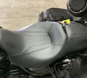 1 owner rinehart exhaust detachable tour pak wih rockford fosgate power