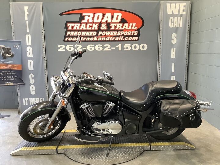 only 10 085 miles vance and hines exhaust windshield studded saddlebags