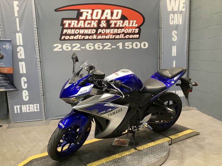 only 90 miles fuel injected stock and clean cool sport bike we can ship