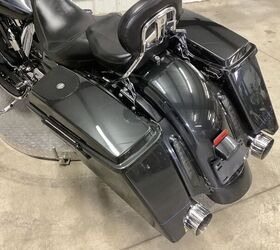 2013 HarleyDavidson FLHRSE5 CVO Road King 110th Anniversary Edition