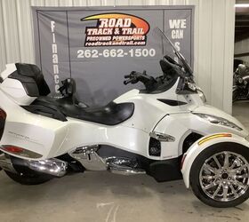 2017 Can-Am Spyder RT Limited 6-Speed Semi-Automatic (SE6) For