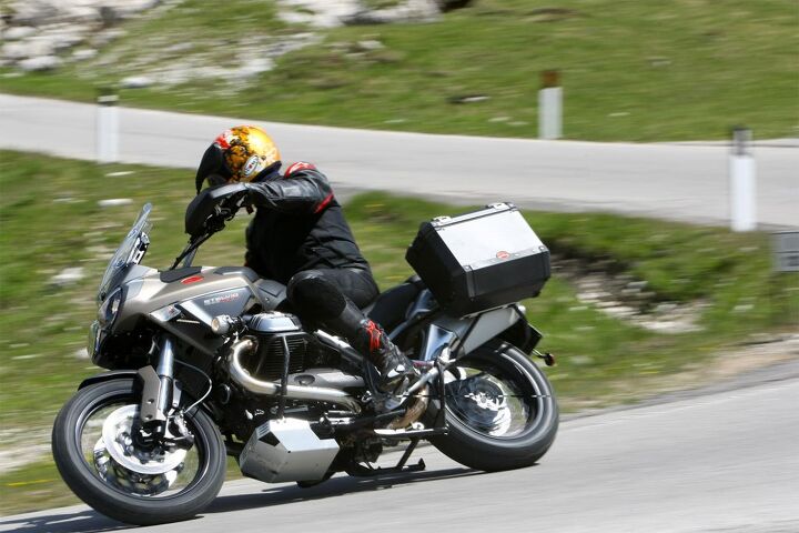 2009 moto guzzi stelvio 1200