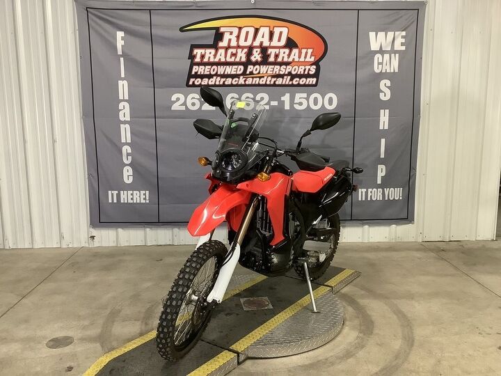 only 2215 miles abs handguards fuel injected and more nice dual sport left