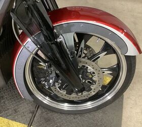 2015 Victory Motorcycles Magnum Magnum Red over Super Steel Gray