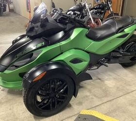 Can-Am Spyder RS-S (SE5) motorcycles for sale - MotoHunt