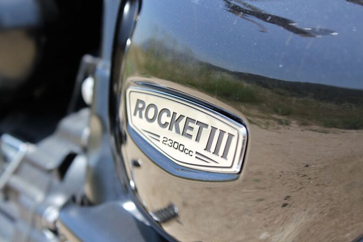 2010 triumph rocket iii roadster