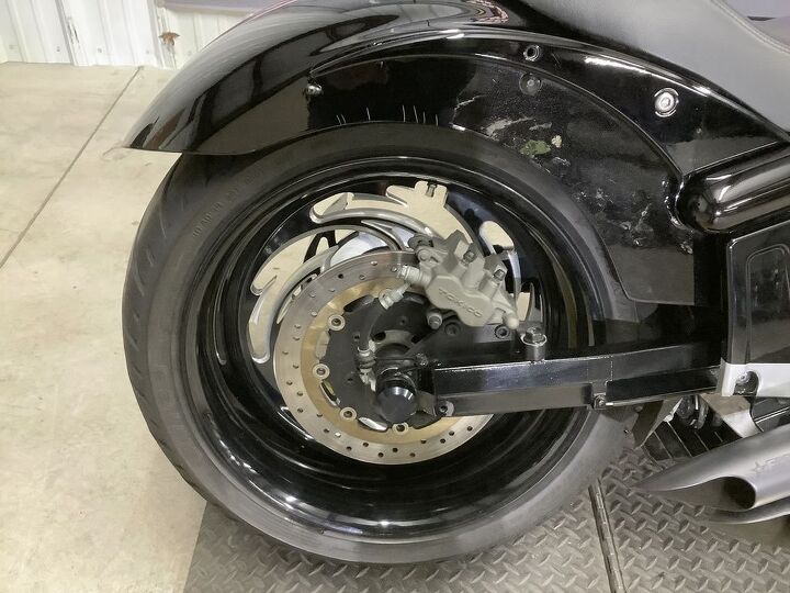 wow factor only 12 993 miles 21 and 18 aftermarket contrast cut wheels custom