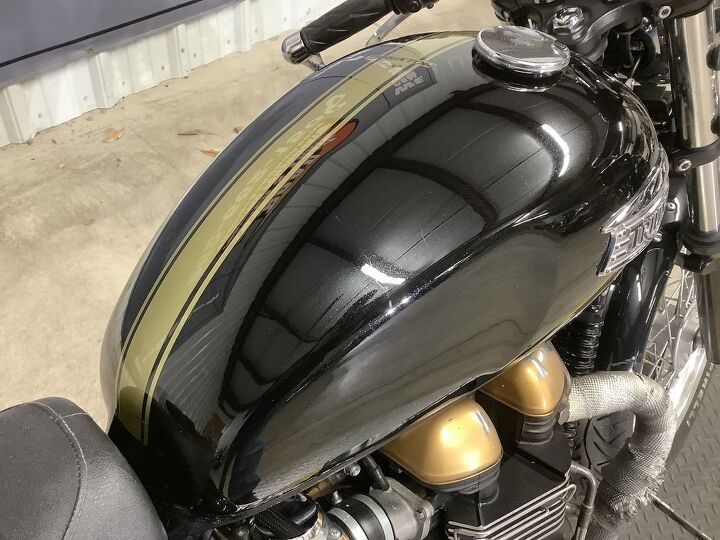 only 11 578 miles aftermarket exhaust fender eliminator led integrated tail