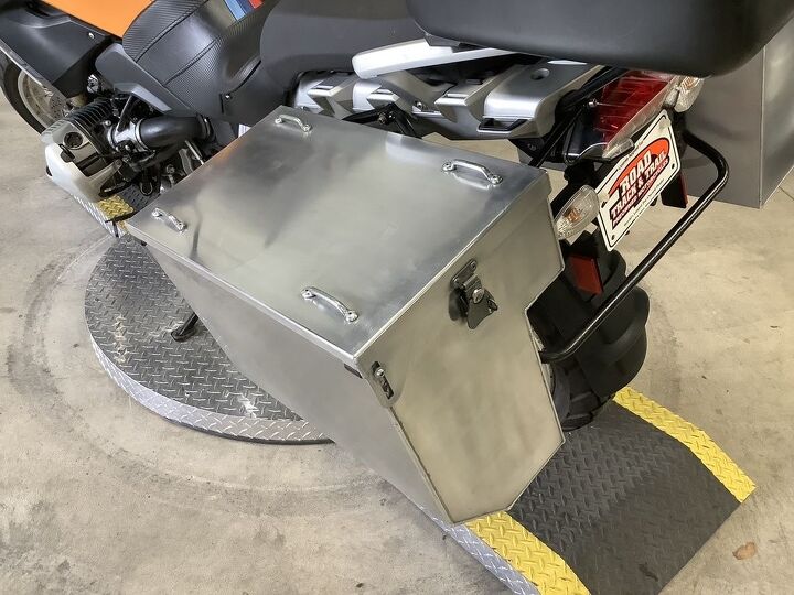 hard case side bags bmw vario top box abs esa asc sargent riders seat piaa