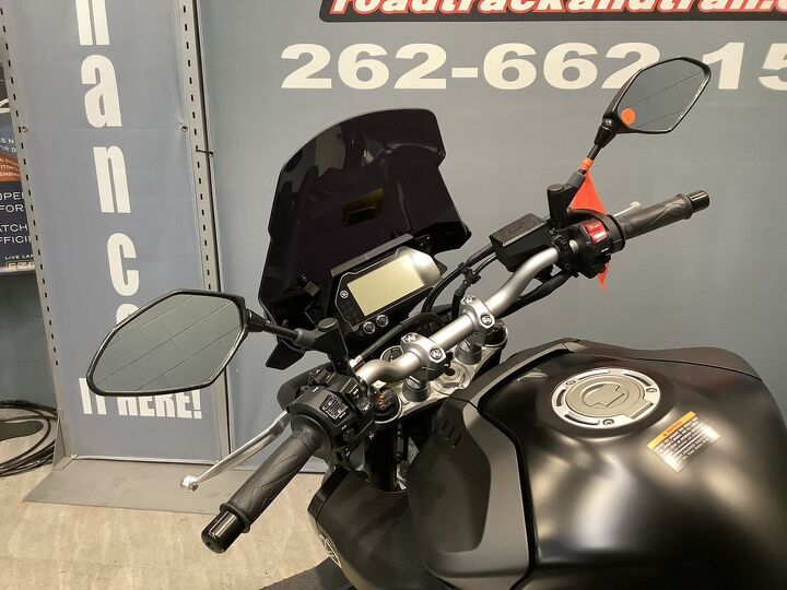 only 1428 miles 1 owner puig windshield yoshimura tail tidy quick shifter