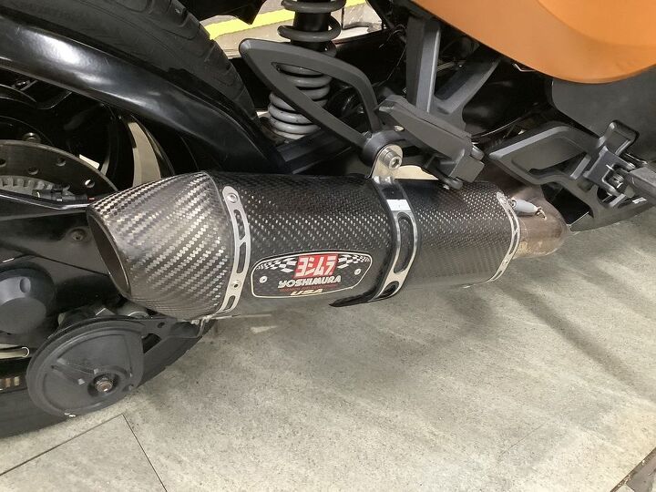 only 8801 miles reverse power steering yoshimura carbon fiber exhaust
