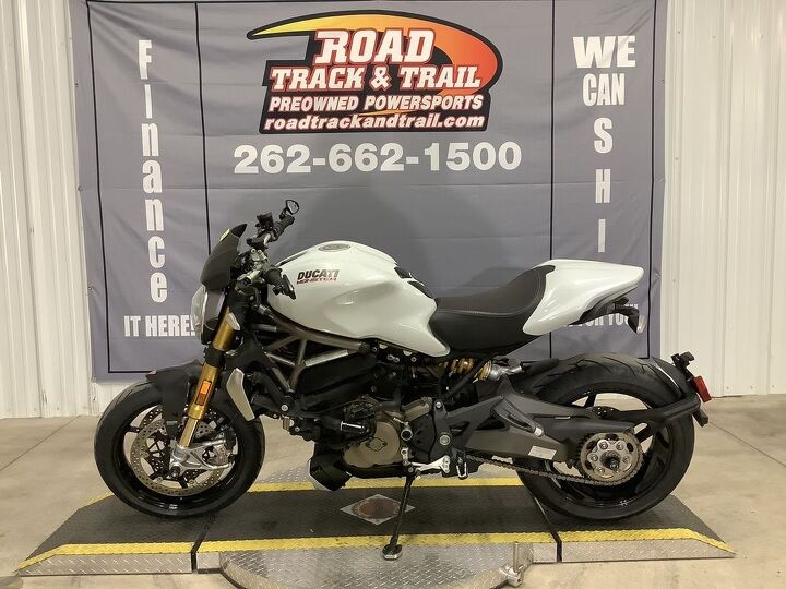 only 10 167 miles werkes exhaust ohlins suspension rizoma frame sliders bar