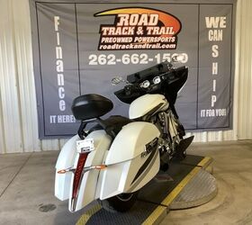 2016 Victory Motorcycles Magnum Suede Pearl White with Black & Silver