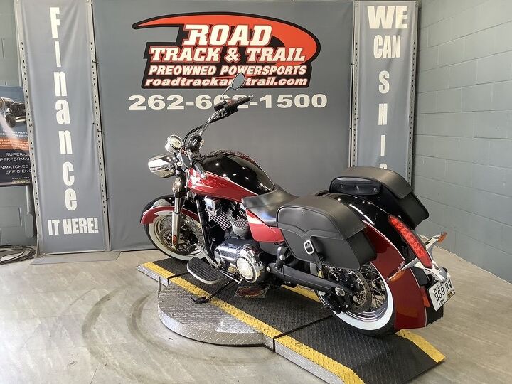 only 7701 miles aftermarket exhaust hard mounted saddle bags 106 motor 6 speed