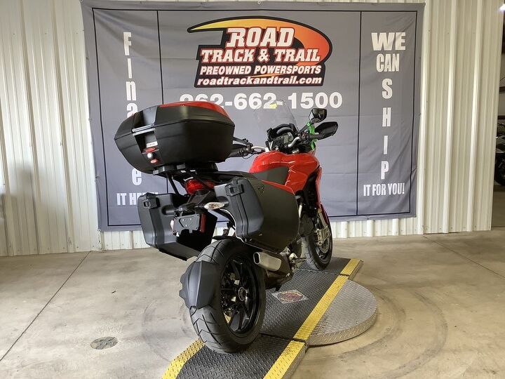 only 5763 miles all 3 ducati bags ohlins suspension abs traction control ride