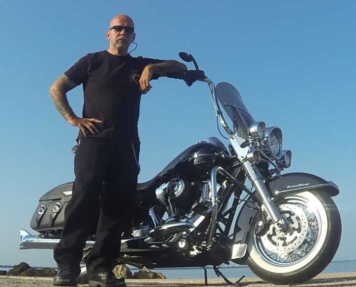2012 Harley-Davidson Road King® Classic's media | Motorcycle.com