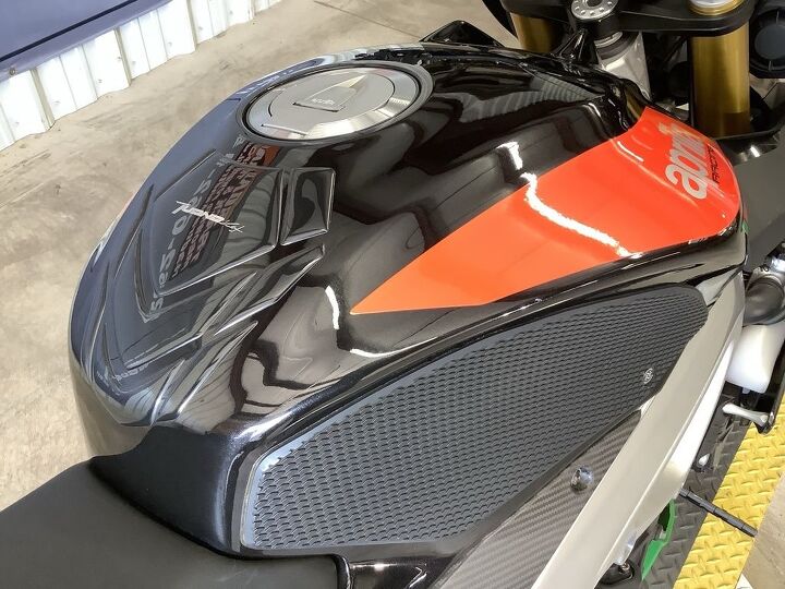 title states miles not actual akrapovic carbon fiber exhaust led integrated tail