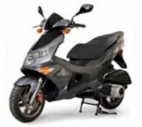 2012 Genuine Scooter Co. Blur SS 220i