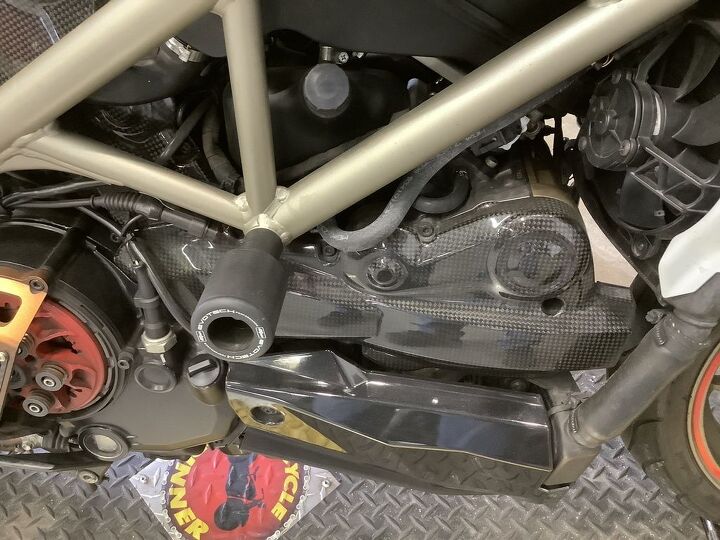 only 7506 miles termignoni carbon fiber exhaust upgraded clutch d axis bar end