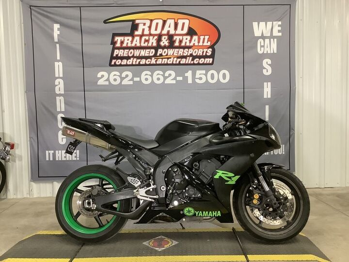 only 13099 miles yoshimura exhaust frame sliders led signals led integrated