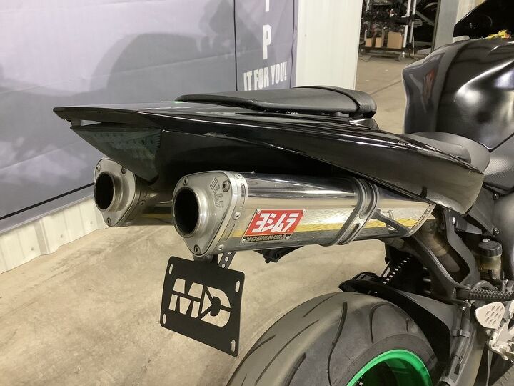 only 13099 miles yoshimura exhaust frame sliders led signals led integrated