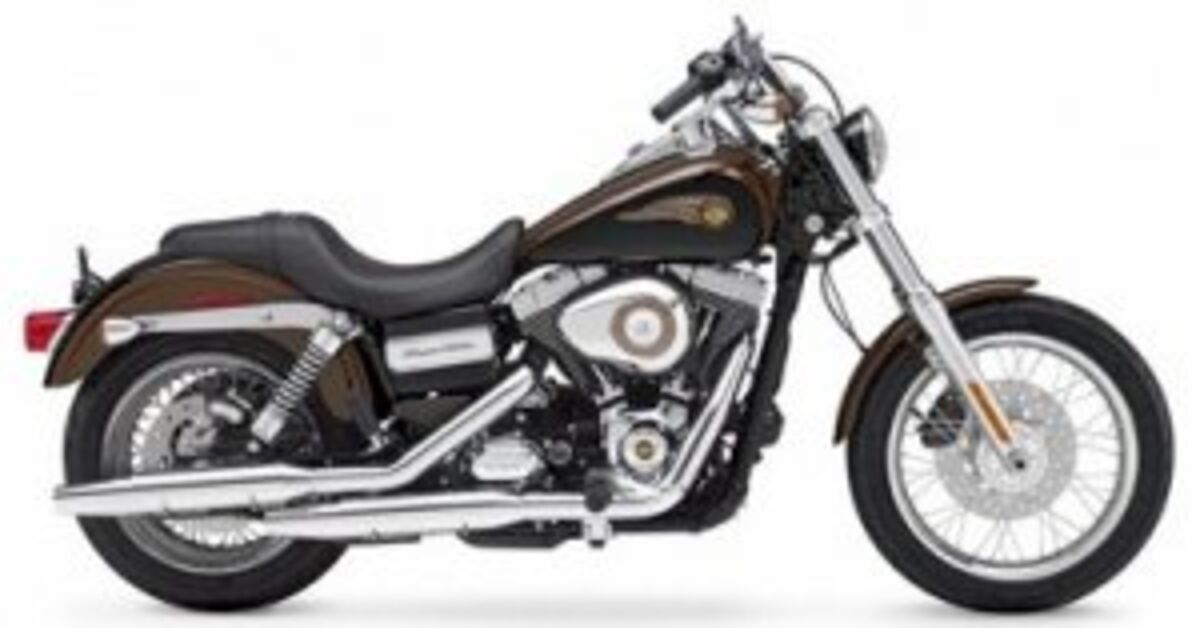 The Harley-Davidson Dyna Super Glide Custom: A Classic Cruiser with a Modern Edge