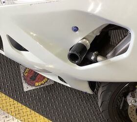 yoshimura exhaust frame sliders fender eliminator led signals undertail kit