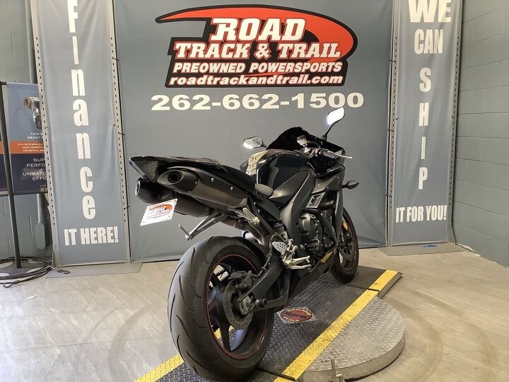 stock r1 fast rocket good condition