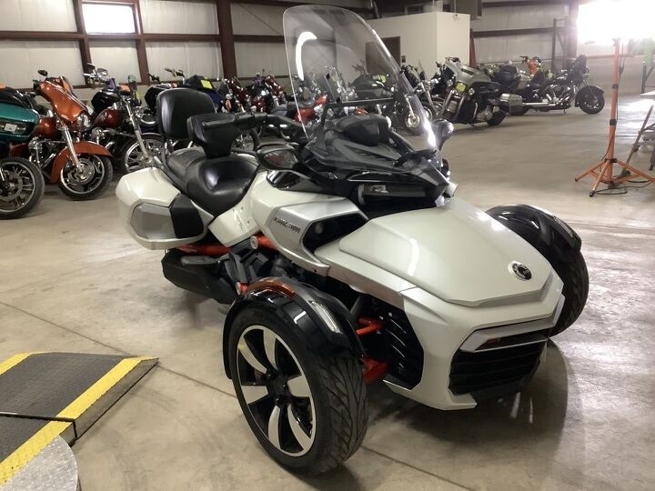 loaded trike reverse corbin color matched bags 1500 in all 3 elka shocks both