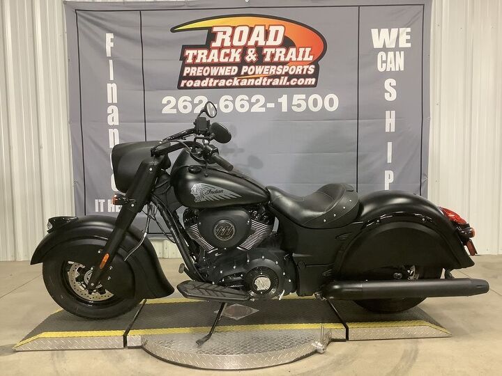 only 574 miles 1 owner vance and hines exhaust big black floorboards abs