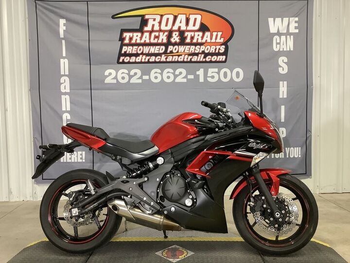 only 3978 miles puig frame sliders abs fuel injected and new front tire left