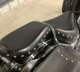 9391 miles 1 owner windshield backrest saddlebags rider floorboards factory