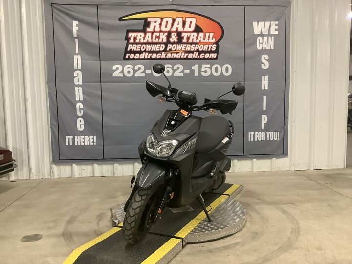 only 888 miles 1 owner handguards clean scooter we can ship this for