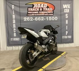 パパイア The most exotic Honda CBR954RR ever | Visordown