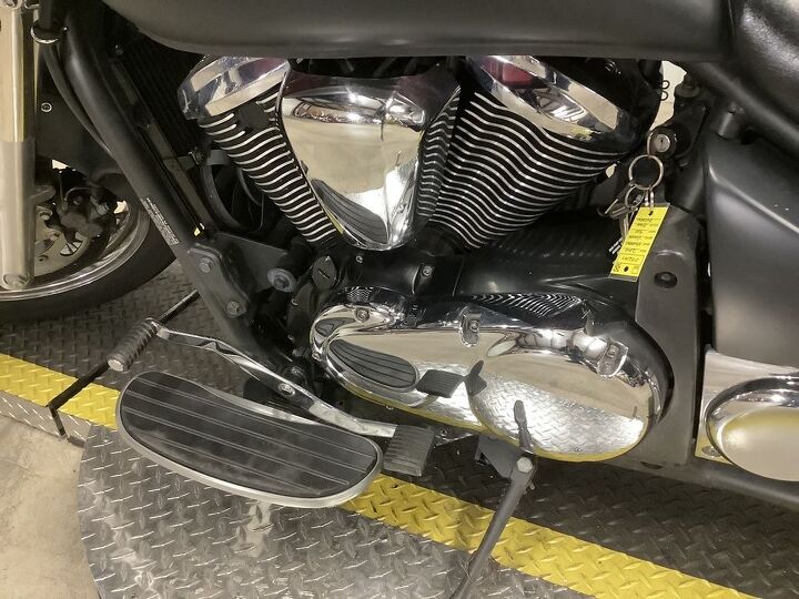 denim paint vance and hines exhaust upper fairing with audio backrest hard