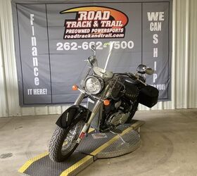 fuel injected windshield backrest rack river road saddlebags and newer tires