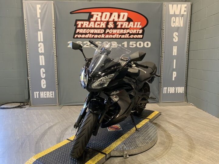 1 owner only 3661 miles stock fuel injected clean sport bike we can