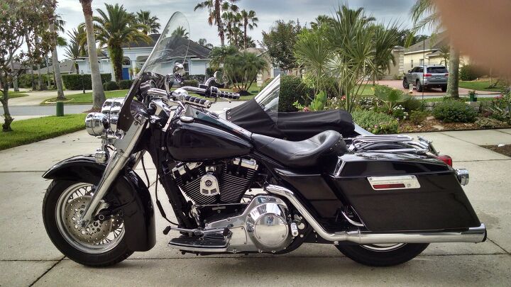 1998 harley road king with 2004 liberty side car