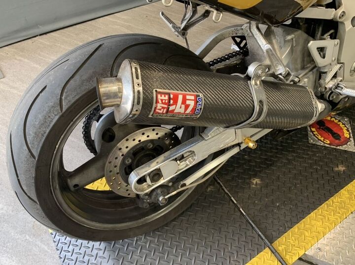 yoshimura exhaust frame sliders swingarm extensions clicker levers and new