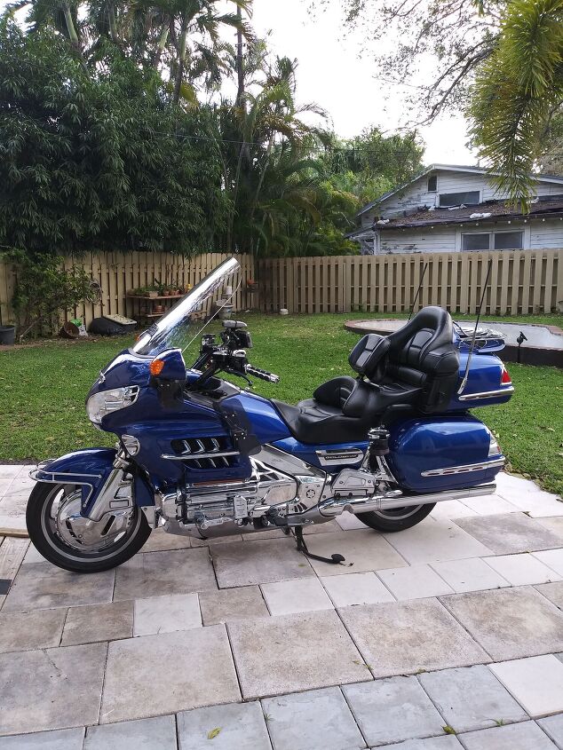 goldwing 1800 abs