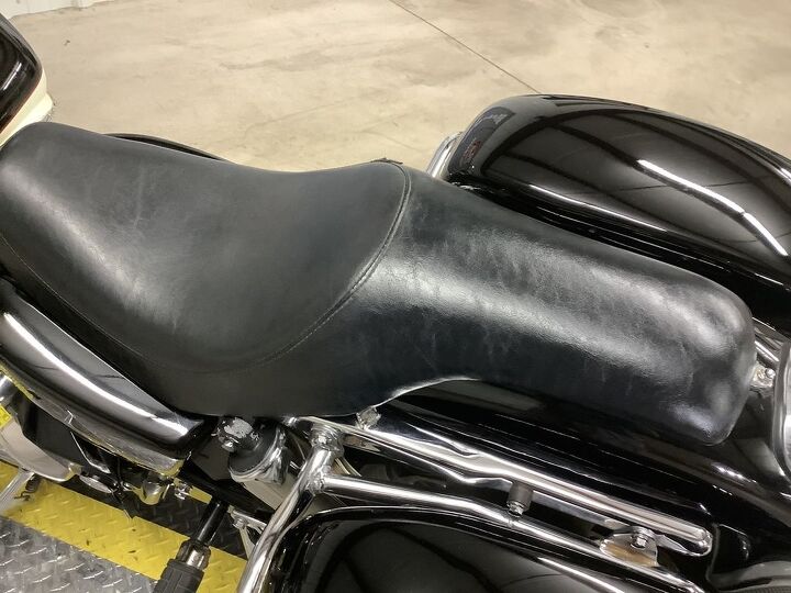 hard to find upgraded seat crashbar vented windshield factory hard bags and