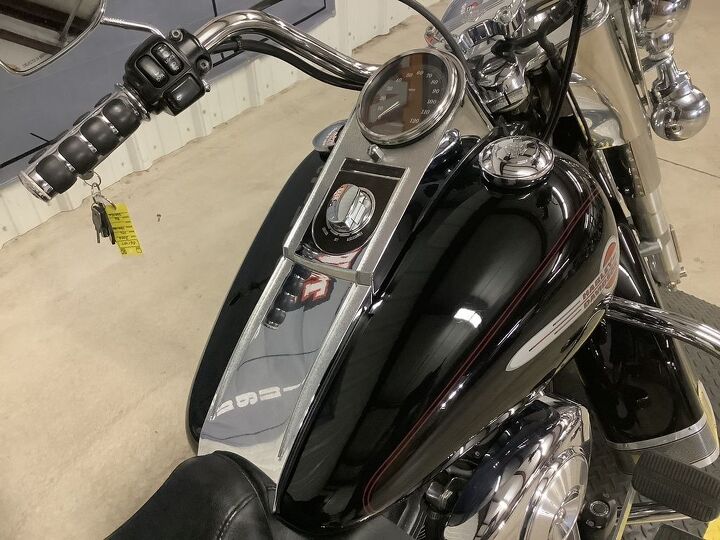 low miles vance and hines long shot exhaust highflow intake chrome floorboards