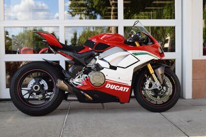 Rare Ducati V4 Speciale!
