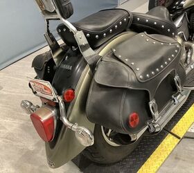 1 owner only 5718 miles vance hines exhaust backrest saddlebags and new
